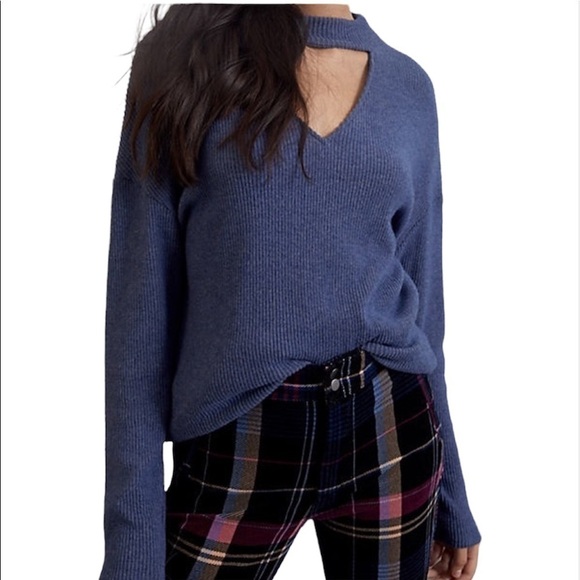 ANTHROPOLOGIE Dolan Left Coast Rebbeca Cut Out Top Sweater in Blue - Picture 2 of 4